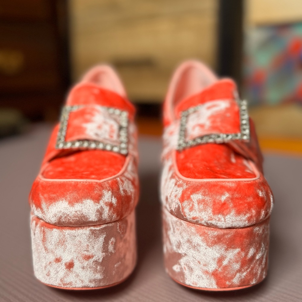 YRU Pink Velvet Platform Shoes - Picture 3 of 10